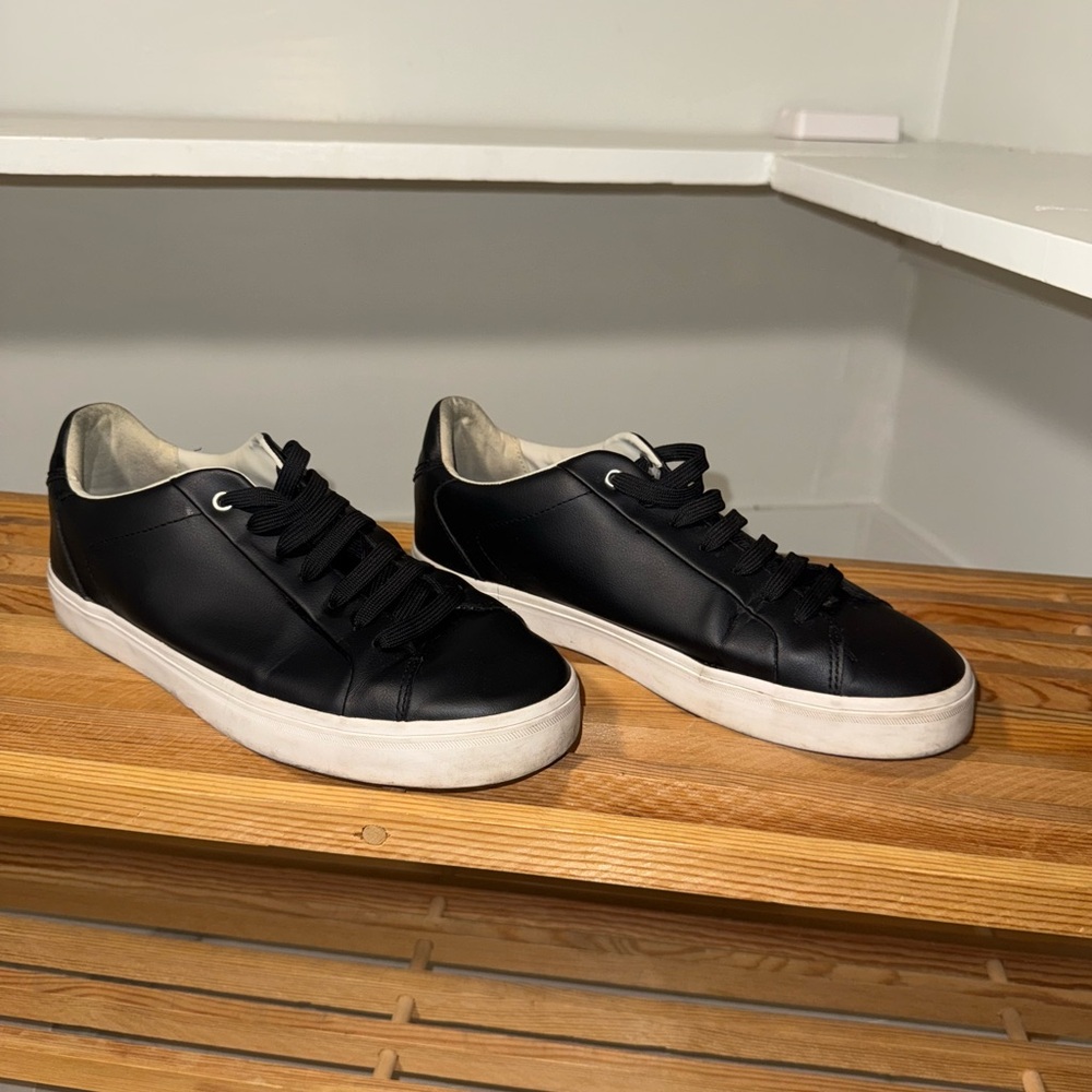 Zara Black and White Sneakers Sleek Design